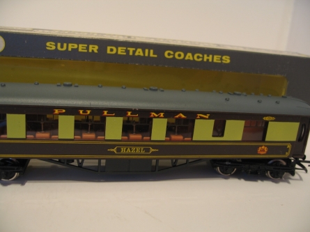 Wrenn W6002/H "Hazel" 1st Pullman Coach - BT