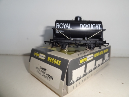 Wrenn W5062 "Royal Daylight" Tank Wagon - Black