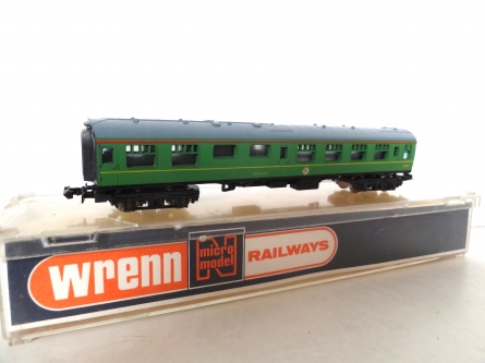Wrenn "N" Gauge No 354 "BR Buffet " Coach - Green