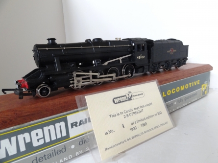 Wrenn W.2409 "2-8-0 Freight "Stanier Class 8F Locomotive - LIMITED EDITION  