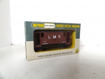 Wrenn W4311 "LMS Guards Van" - Brown - Rare late P4 Issue