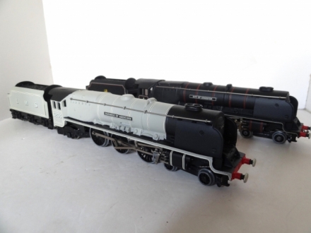 Hornby Dublo Type Professional Resprays - 3 Rail